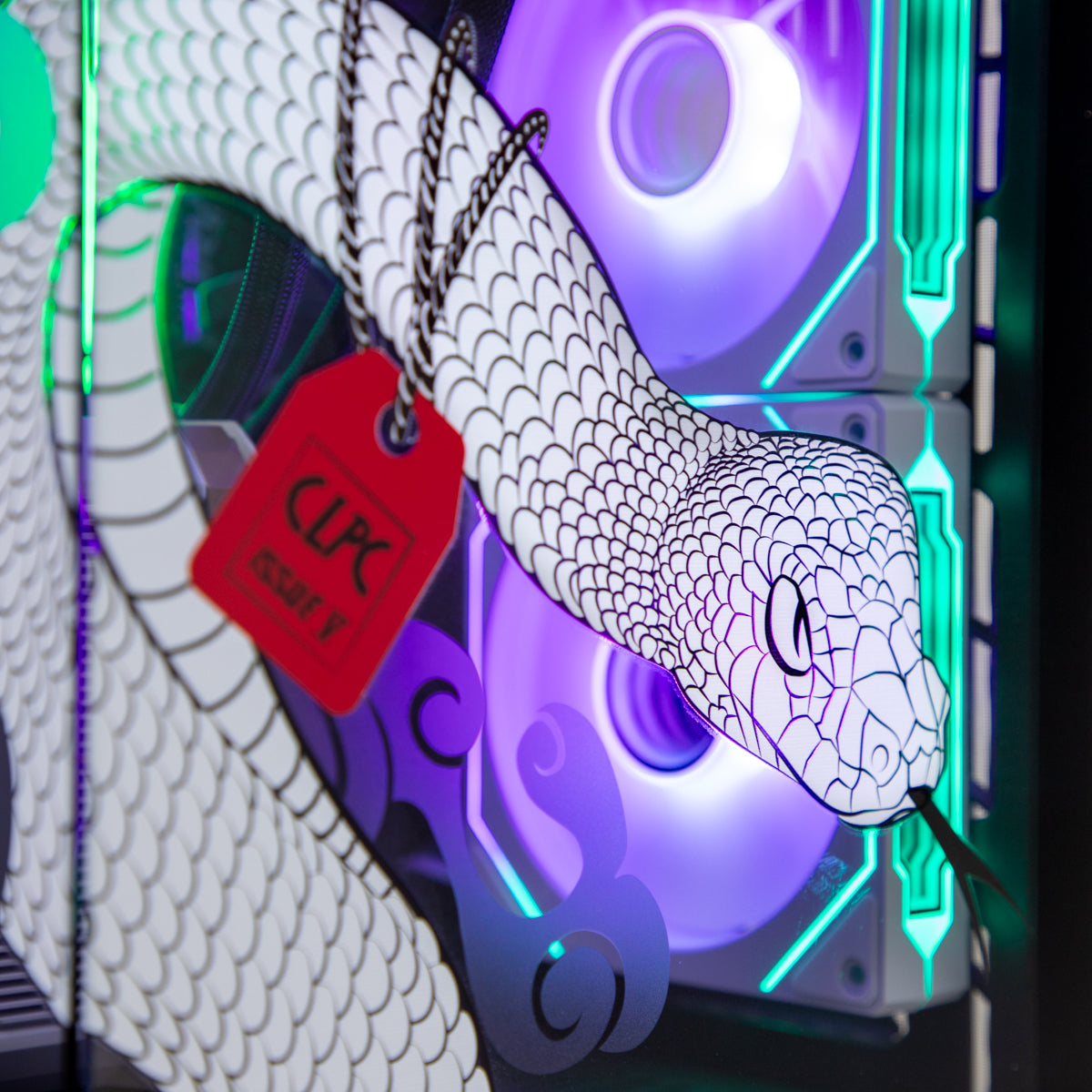 Solid Snake RTX 5070 Ryzen 7 9800X3D Gaming PC - WhiteCobra