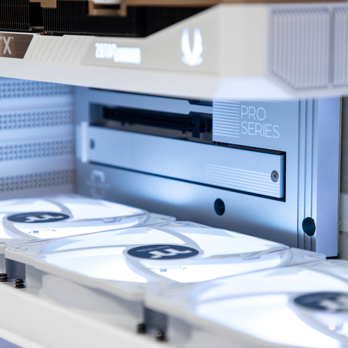 Ferocity RTX 5070 Core Ultra 7 265KF Gaming PC - WHITE