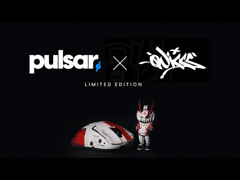 Pulsar Xlite v4 Medium Wireless Gaming Mouse - Quiccs
